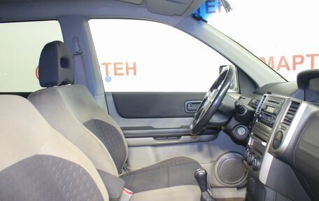 Nissan X-Trail, 2005 год, 670 000 рублей, 10 фотография