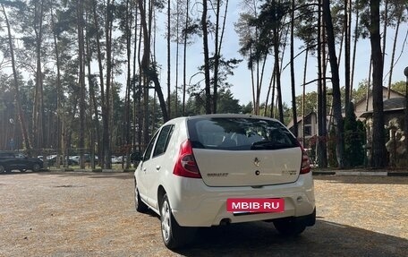 Renault Sandero I, 2013 год, 645 000 рублей, 6 фотография