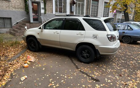 Toyota Harrier, 2001 год, 1 200 000 рублей, 4 фотография