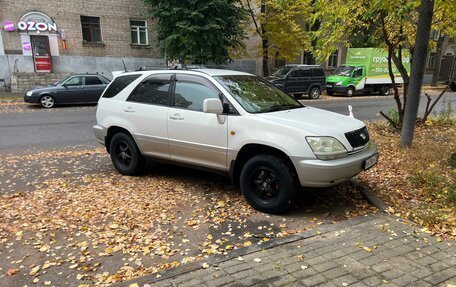 Toyota Harrier, 2001 год, 1 200 000 рублей, 9 фотография