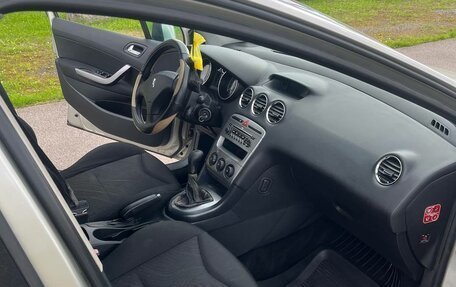 Peugeot 308 II, 2008 год, 380 000 рублей, 2 фотография