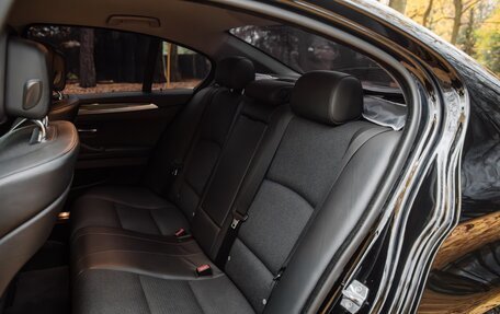 BMW 5 серия, 2013 год, 2 050 000 рублей, 15 фотография