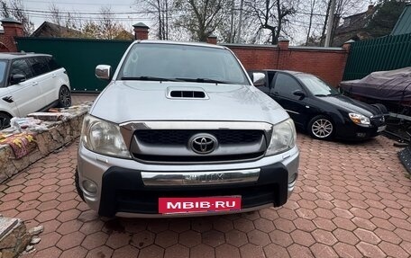 Toyota Hilux VII, 2011 год, 1 860 000 рублей, 4 фотография