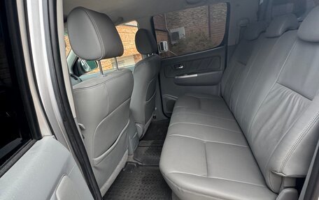 Toyota Hilux VII, 2011 год, 1 860 000 рублей, 8 фотография