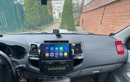 Toyota Hilux VII, 2011 год, 1 860 000 рублей, 9 фотография
