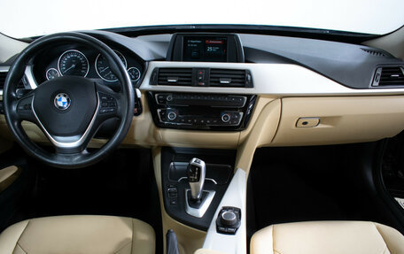BMW 3 серия, 2017 год, 2 790 000 рублей, 11 фотография