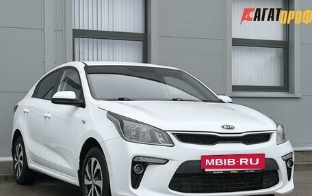 KIA Rio IV, 2019 год, 1 370 000 рублей, 3 фотография