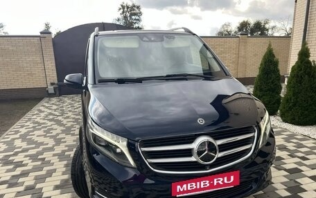Mercedes-Benz V-Класс, 2018 год, 4 050 000 рублей, 8 фотография