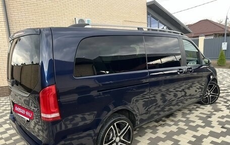 Mercedes-Benz V-Класс, 2018 год, 4 050 000 рублей, 13 фотография