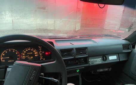 Toyota 4Runner I, 1988 год, 480 000 рублей, 23 фотография