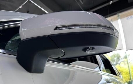 Volkswagen Tiguan II, 2021 год, 2 100 000 рублей, 14 фотография