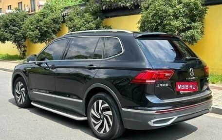 Volkswagen Tiguan II, 2021 год, 2 100 000 рублей, 6 фотография