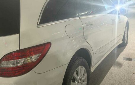 Mercedes-Benz R-Класс, 2010 год, 1 800 000 рублей, 3 фотография