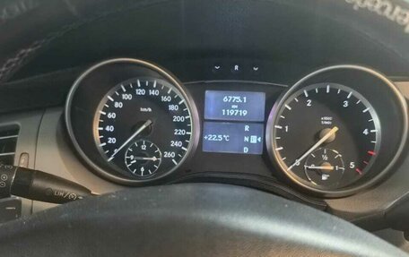 Mercedes-Benz R-Класс, 2010 год, 1 800 000 рублей, 12 фотография