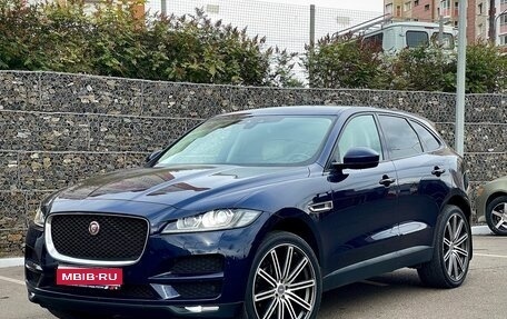 Jaguar F-Pace, 2016 год, 2 450 000 рублей, 1 фотография