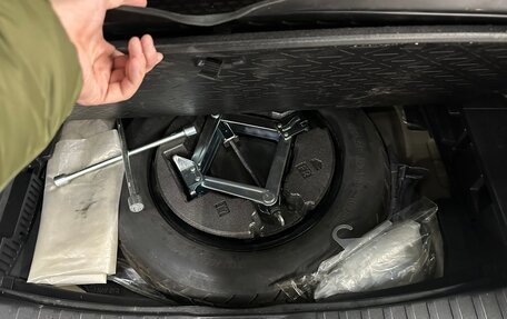 Toyota RAV4, 2021 год, 3 399 999 рублей, 21 фотография