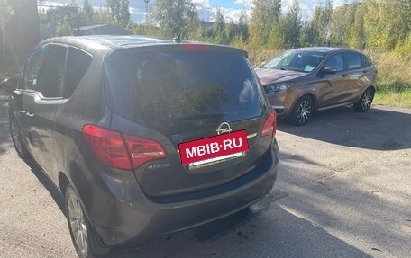 Opel Meriva, 2011 год, 650 000 рублей, 3 фотография