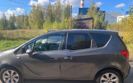 Opel Meriva, 2011 год, 650 000 рублей, 4 фотография