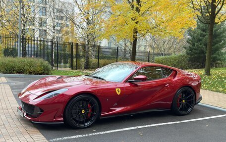 Ferrari 812, 2020 год, 28 500 000 рублей, 2 фотография