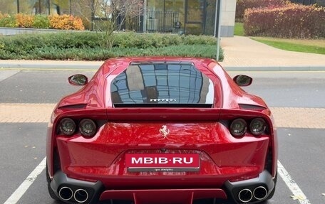 Ferrari 812, 2020 год, 28 500 000 рублей, 5 фотография