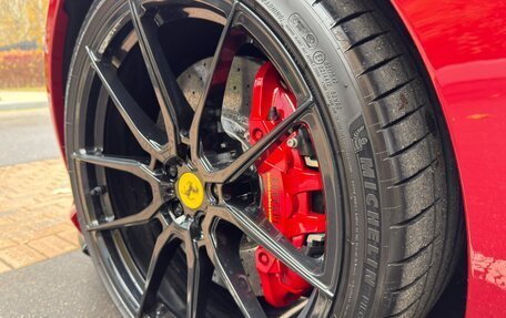 Ferrari 812, 2020 год, 28 500 000 рублей, 17 фотография