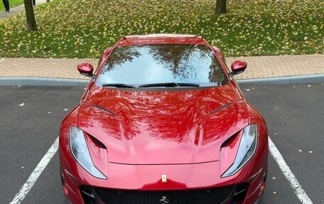 Ferrari 812, 2020 год, 28 500 000 рублей, 11 фотография