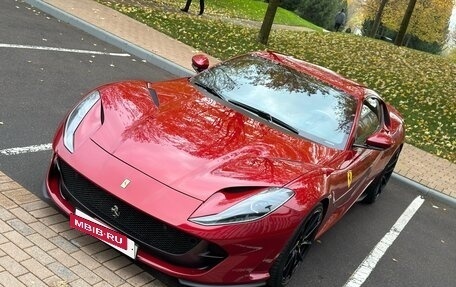 Ferrari 812, 2020 год, 28 500 000 рублей, 13 фотография