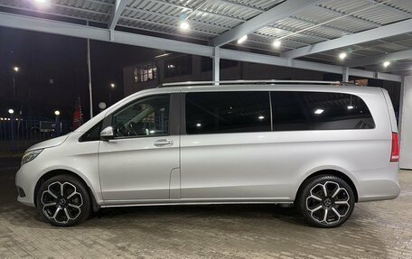 Mercedes-Benz V-Класс, 2015 год, 3 849 000 рублей, 2 фотография