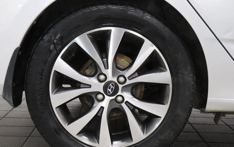 Hyundai Solaris II рестайлинг, 2016 год, 858 000 рублей, 16 фотография