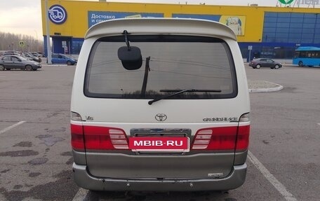 Toyota Grand HiAce I, 2002 год, 800 000 рублей, 2 фотография