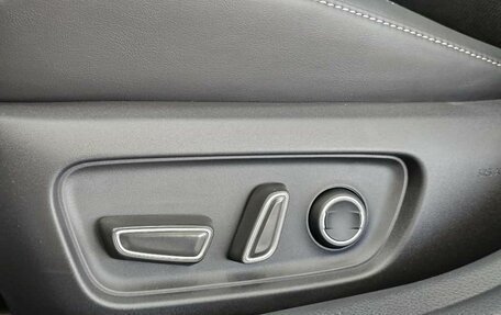 Toyota Camry, 2025 год, 4 680 000 рублей, 15 фотография