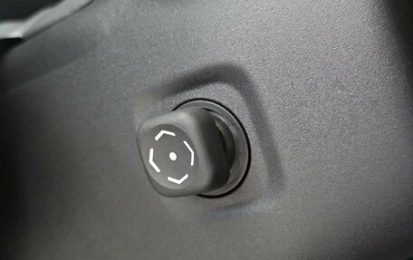 Toyota Camry, 2025 год, 4 680 000 рублей, 14 фотография