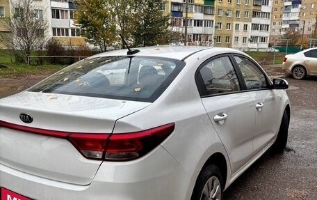 KIA Rio IV, 2018 год, 1 010 000 рублей, 5 фотография