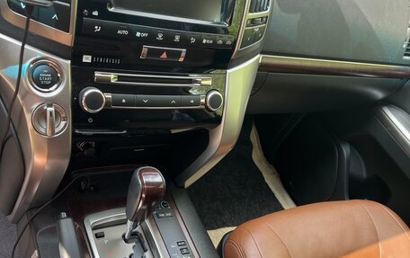 Toyota Land Cruiser 200, 2014 год, 4 000 000 рублей, 9 фотография