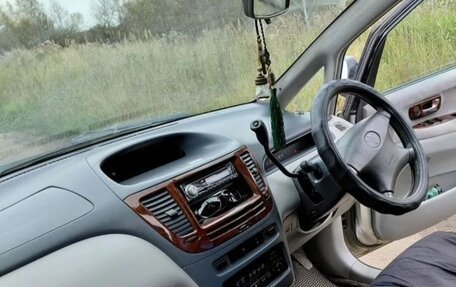 Toyota Nadia, 1998 год, 400 000 рублей, 3 фотография