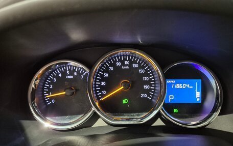 Renault Sandero II рестайлинг, 2017 год, 899 000 рублей, 7 фотография