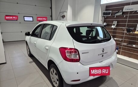 Renault Sandero II рестайлинг, 2017 год, 899 000 рублей, 6 фотография