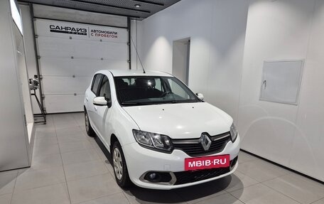 Renault Sandero II рестайлинг, 2017 год, 899 000 рублей, 3 фотография