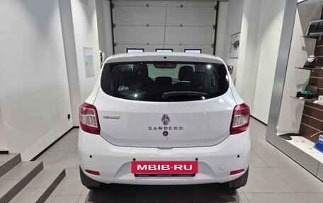 Renault Sandero II рестайлинг, 2017 год, 899 000 рублей, 5 фотография