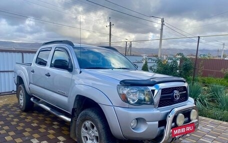 Toyota Tacoma III, 2010 год, 3 200 000 рублей, 10 фотография