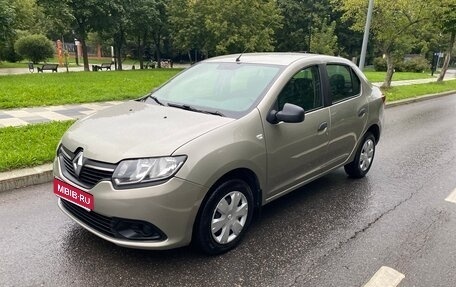 Renault Logan II, 2015 год, 620 000 рублей, 1 фотография