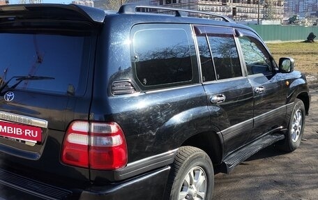 Toyota Land Cruiser 100 рестайлинг 2, 2002 год, 2 600 000 рублей, 18 фотография