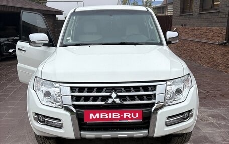 Mitsubishi Pajero IV, 2020 год, 3 650 000 рублей, 2 фотография
