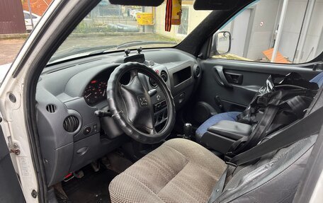 Peugeot Partner II рестайлинг 2, 2011 год, 400 000 рублей, 9 фотография