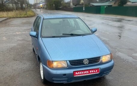 Volkswagen Polo III рестайлинг, 1995 год, 155 000 рублей, 1 фотография