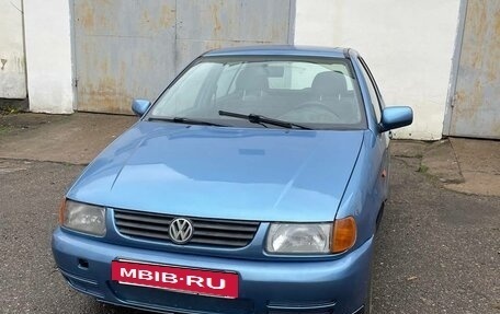 Volkswagen Polo III рестайлинг, 1995 год, 155 000 рублей, 4 фотография