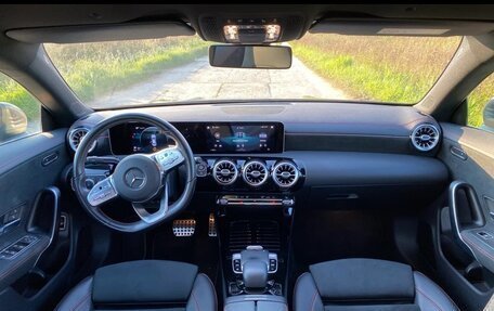 Mercedes-Benz CLA, 2019 год, 3 250 000 рублей, 9 фотография