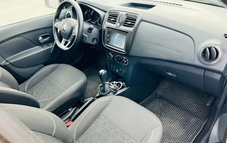 Renault Logan II, 2019 год, 699 000 рублей, 11 фотография