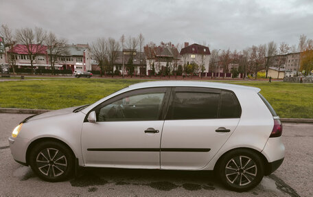 Volkswagen Golf V, 2003 год, 4 300 000 рублей, 3 фотография
