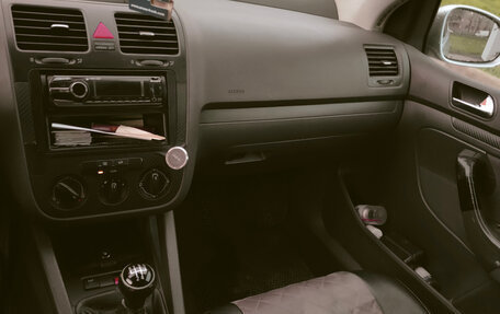 Volkswagen Golf V, 2003 год, 4 300 000 рублей, 12 фотография